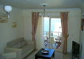 Otel Royal Heights *