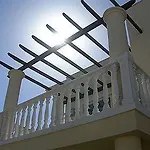 Royal Heights Hotell *